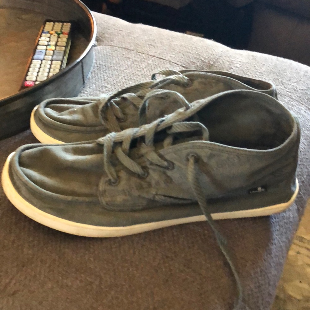 Sanuk, women’s 10. Memory foam insole